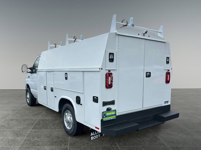 New 2026 Ford E-350 Cutaway - photo 7