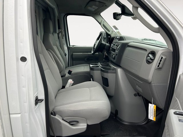 New 2026 Ford E-350 Cutaway - photo 9