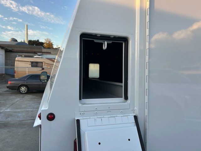 New 2026 Ford E-350 Cutaway - photo 19