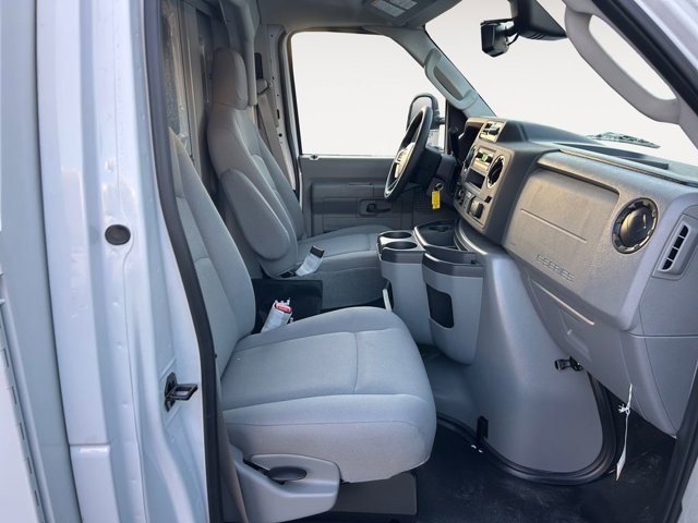 New 2026 Ford E-350 Cutaway - photo 8