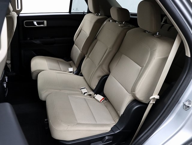 Used 2023 Ford Explorer Base - photo 7
