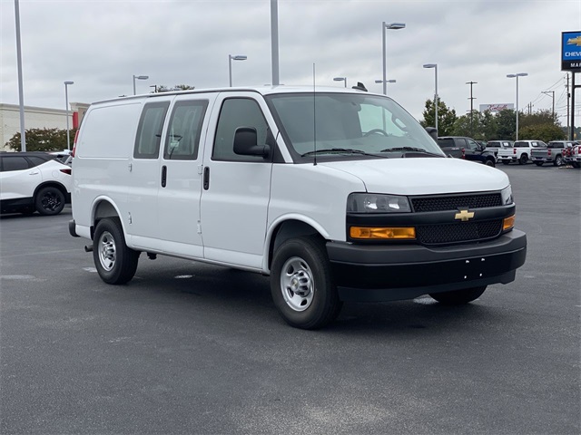 New 2025 Chevrolet Express 2500 - photo 1