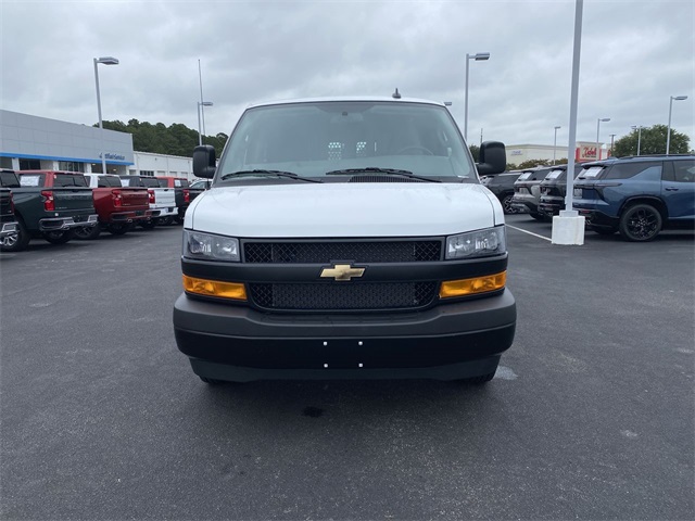 New 2025 Chevrolet Express 2500 Empty Cargo Van - photo 3