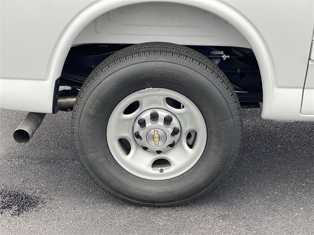 New 2025 Chevrolet Express 2500 Empty Cargo Van - photo 34