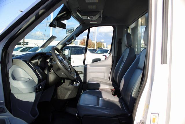Used 2018 Ford Transit 250 Cab Chassis - photo 11