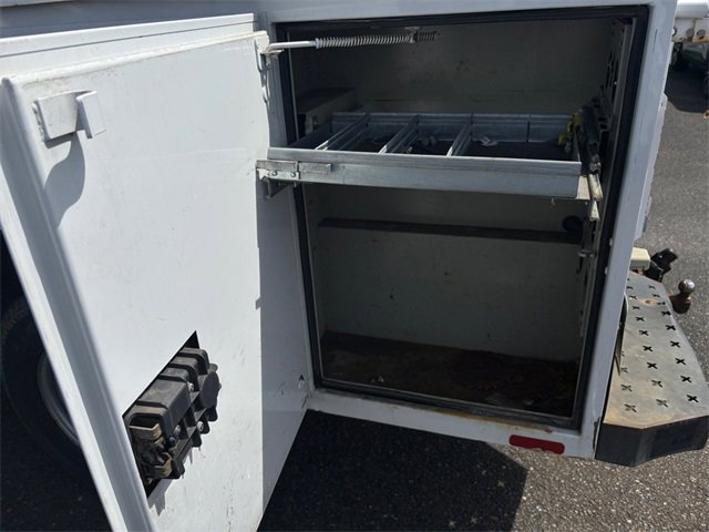 Used 2012 Ford F-350 Regular Cab Cab Chassis - photo 33