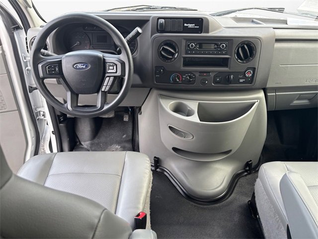 Used 2022 Ford E-350 Cutaway - photo 13
