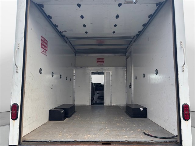 Used 2022 Ford E-350 Cutaway - photo 16