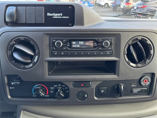 Used 2022 Ford E-350 Cutaway - photo 23