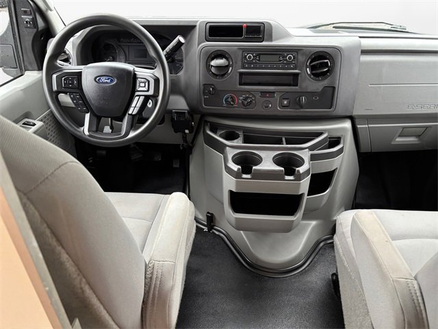 Used 2022 Ford E-350 Cutaway - photo 10