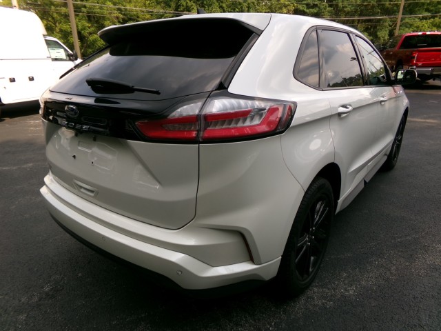Used 2023 Ford Edge SEL - photo 8