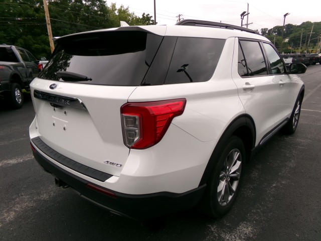 Used 2022 Ford Explorer XLT - photo 9