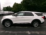 Used 2022 Ford Explorer XLT thumbnail 6