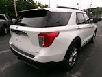 Used 2022 Ford Explorer XLT thumbnail 8