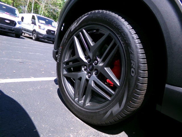 New 2026 Ford Explorer - photo 6