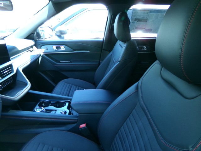 New 2026 Ford Explorer - photo 7