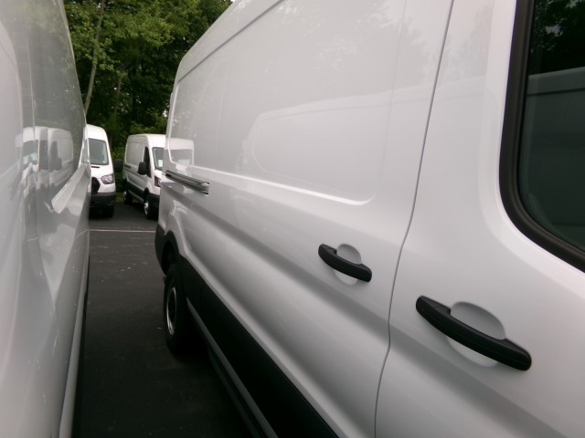 New 2026 Ford Transit 250 Medium Roof Empty Cargo Van - photo 4