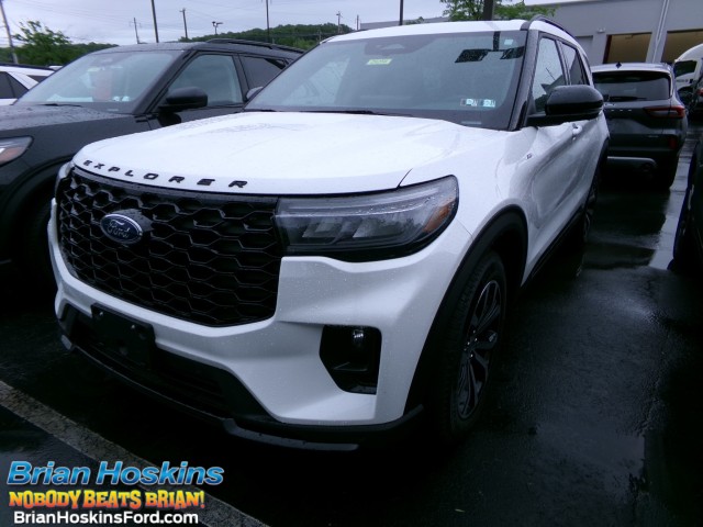New 2026 Ford Explorer - photo 1