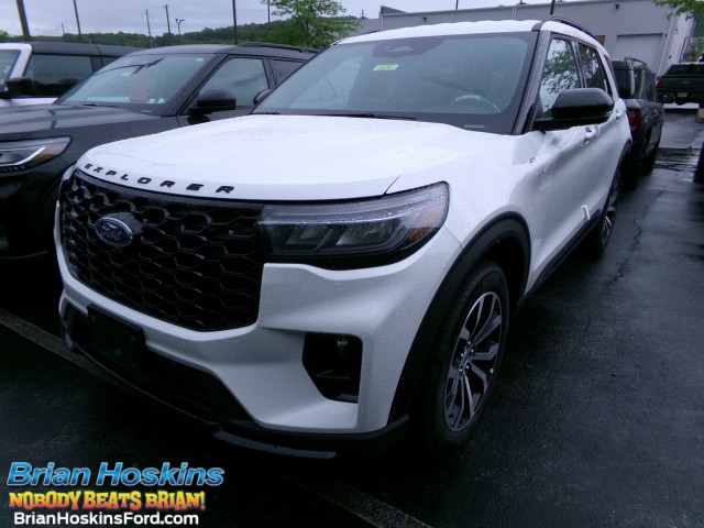 New 2026 Ford Explorer - photo 1