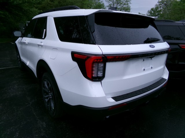 New 2026 Ford Explorer - photo 5