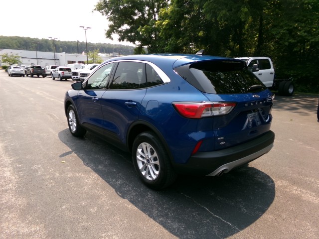 Used 2022 Ford Escape SE - photo 5