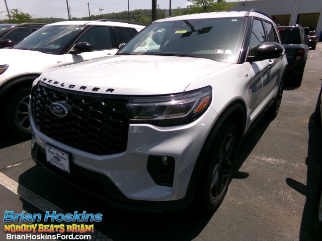 New 2026 Ford Explorer - photo 1