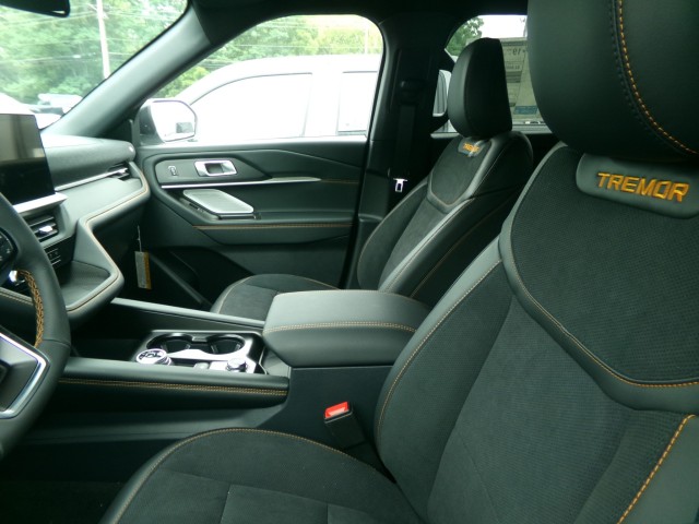 New 2026 Ford Explorer - photo 7
