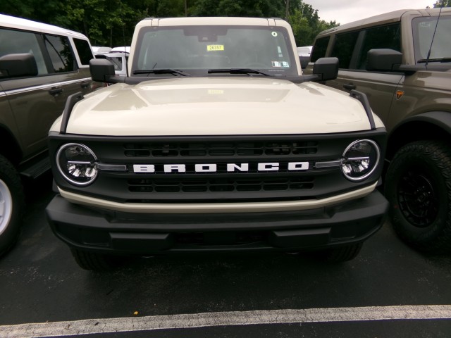 New 2026 Ford Bronco - photo 2