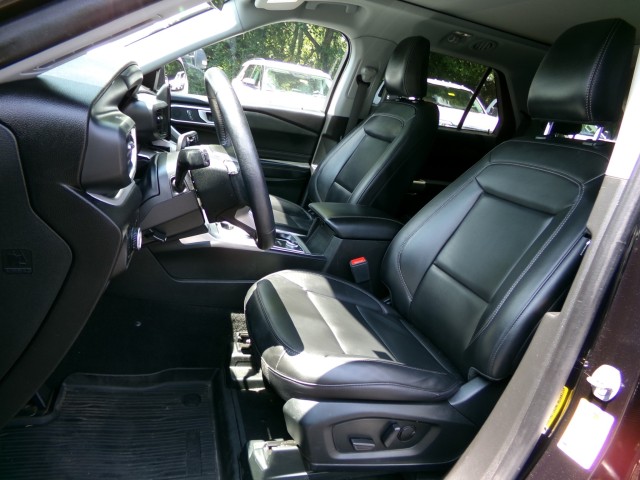 Used 2023 Ford Explorer XLT - photo 13