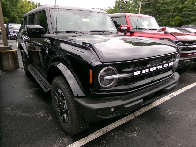 New 2026 Ford Bronco Outer Banks - photo 3