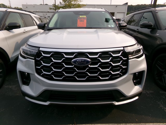 New 2026 Ford Explorer - photo 2