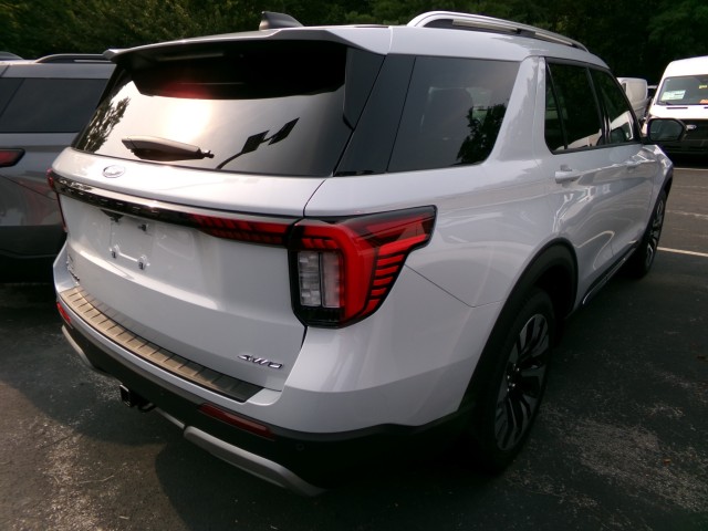 New 2026 Ford Explorer Platinum - photo 4