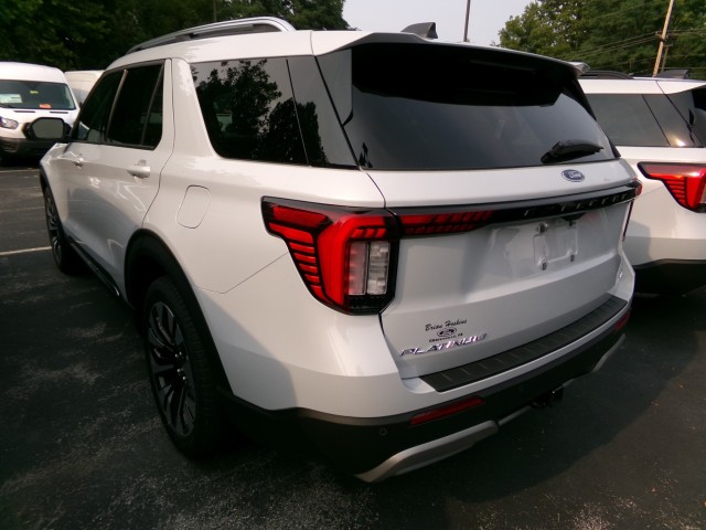 New 2026 Ford Explorer Platinum - photo 5
