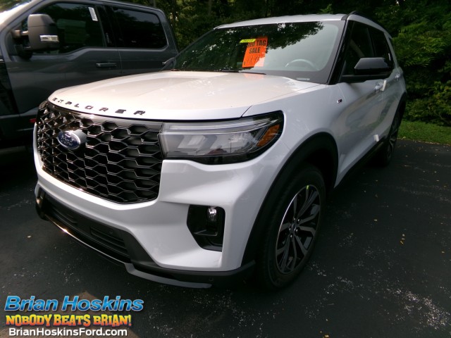New 2026 Ford Explorer - photo 1