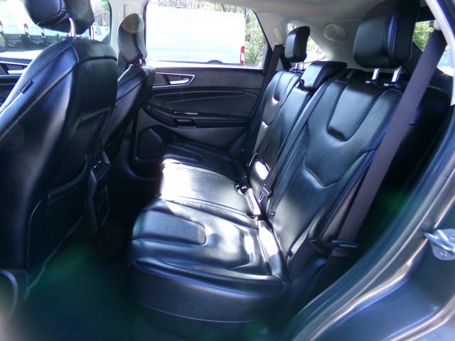 Used 2019 Ford Edge Titanium - photo 14
