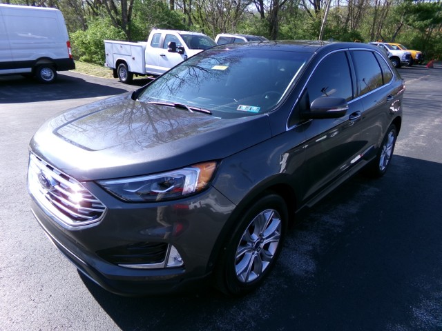 Used 2019 Ford Edge Titanium - photo 4
