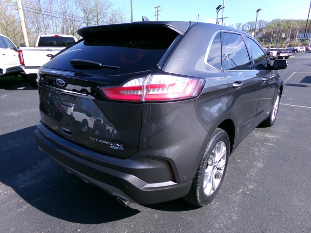 Used 2019 Ford Edge Titanium - photo 8