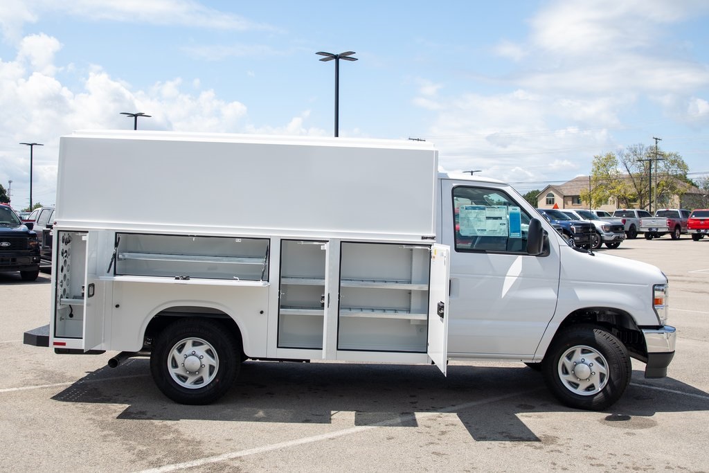 New 2026 Ford E-350 Cutaway - photo 10