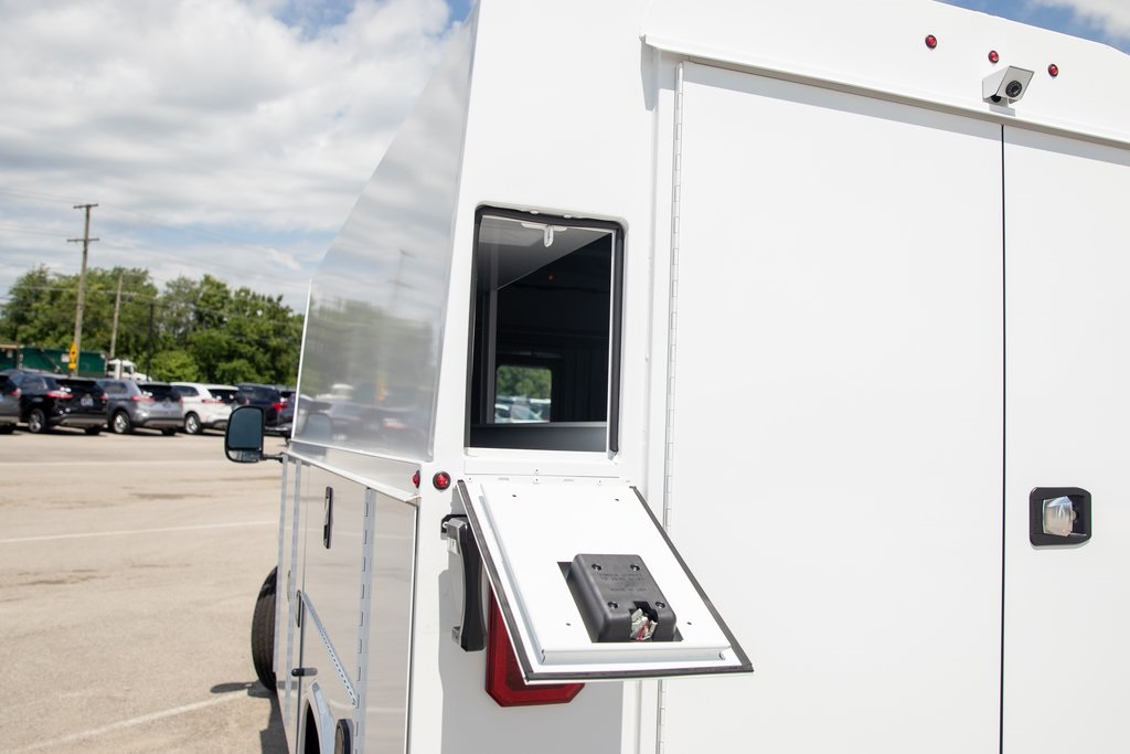 New 2026 Ford E-350 Cutaway - photo 19