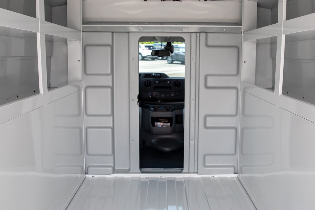New 2026 Ford E-350 Cutaway - photo 24