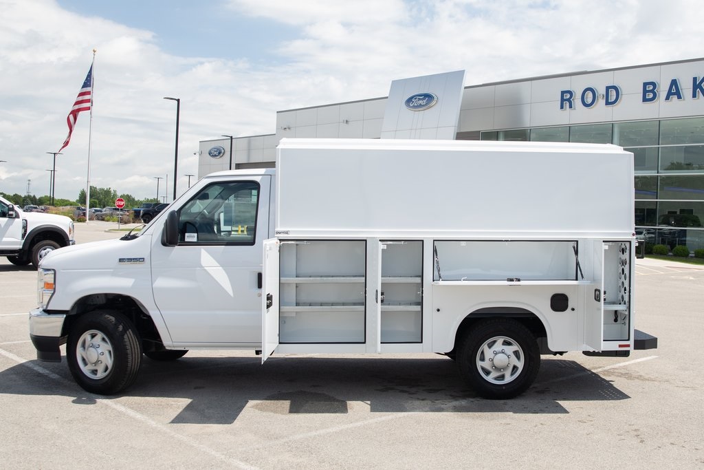 New 2026 Ford E-350 Cutaway - photo 30
