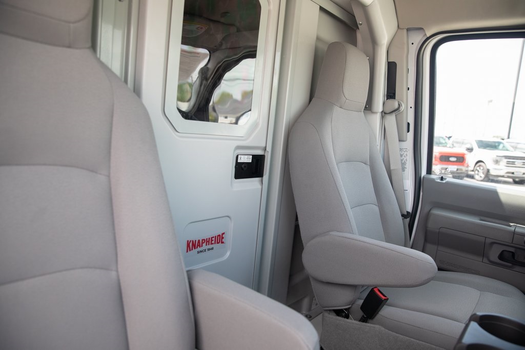 New 2026 Ford E-350 Cutaway - photo 37