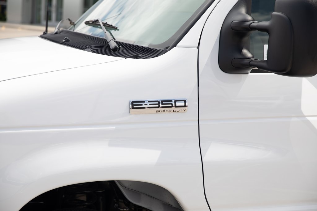 New 2026 Ford E-350 Cutaway - photo 5