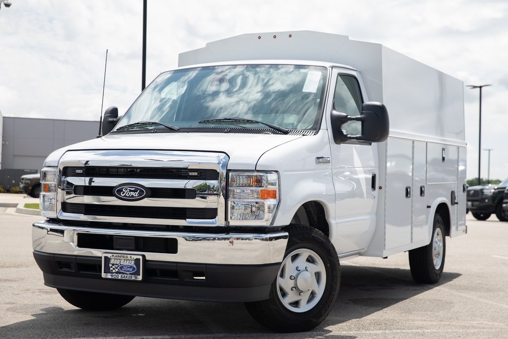 New 2026 Ford E-350 Cutaway - photo 6