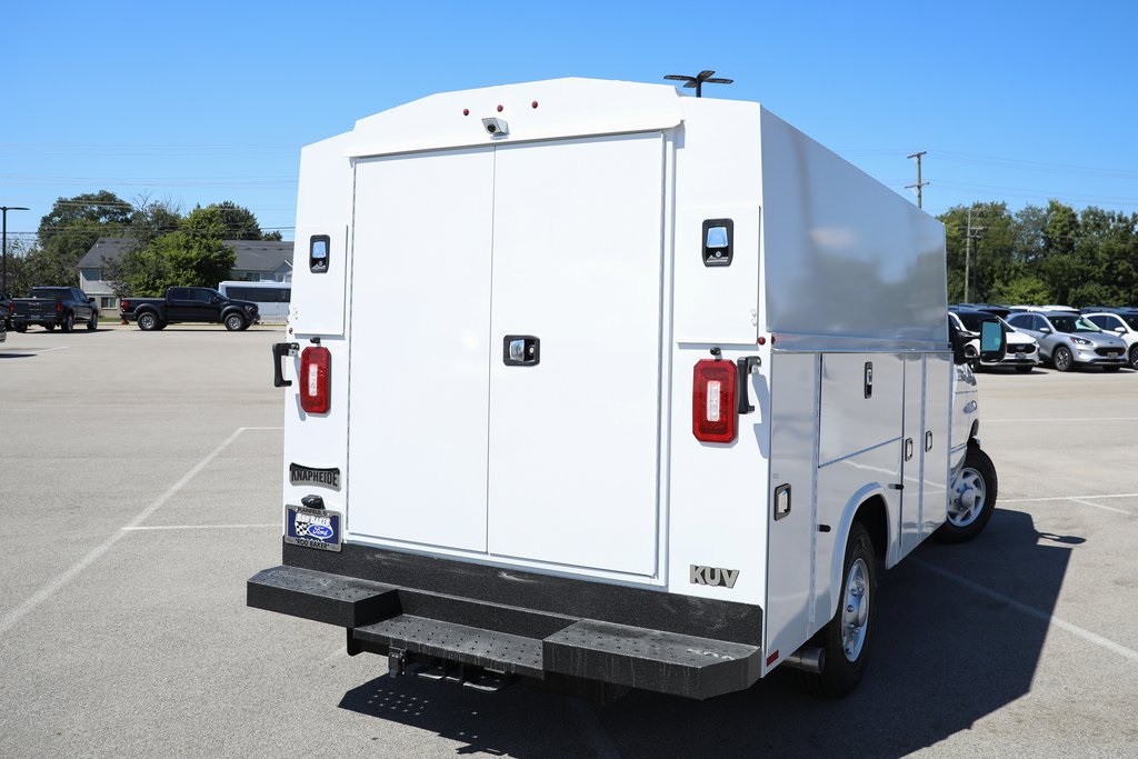 New 2026 Ford E-350 Cutaway - photo 14
