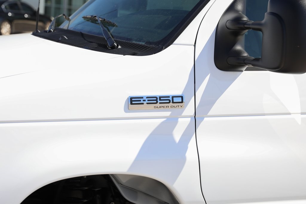 New 2026 Ford E-350 Cutaway - photo 4