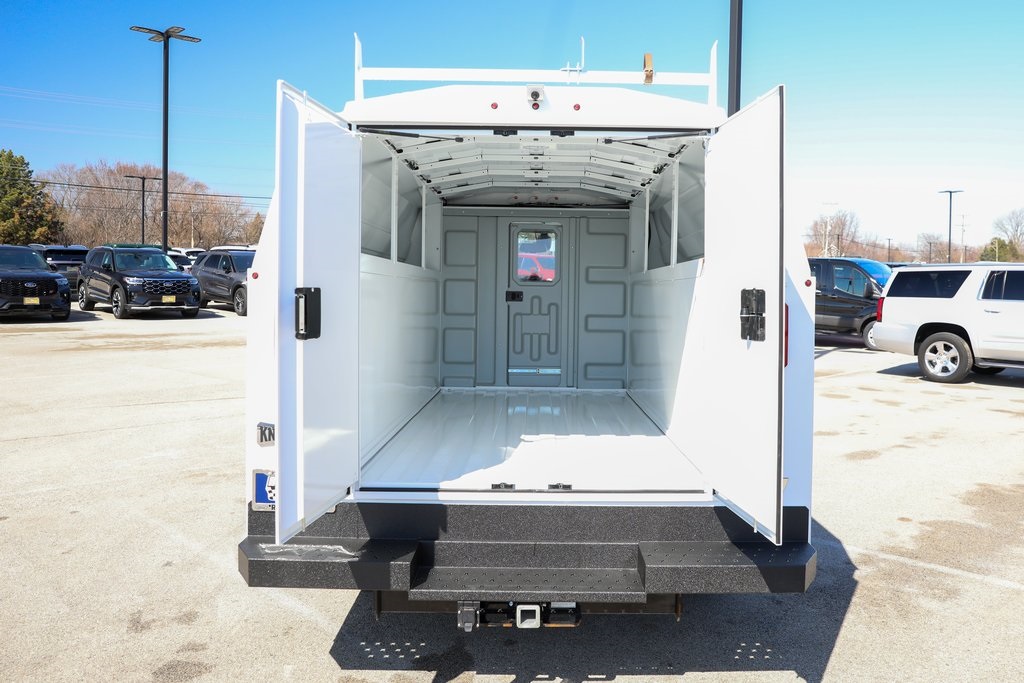 New 2026 Ford E-350 Cutaway - photo 14