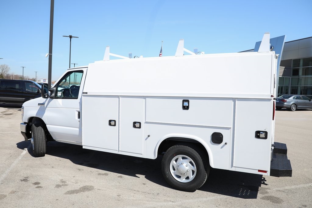 New 2026 Ford E-350 Cutaway - photo 20