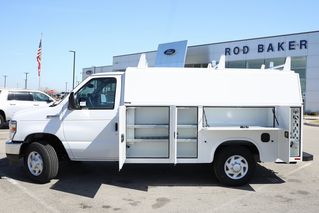 New 2026 Ford E-350 Cutaway - photo 21