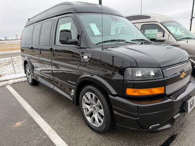 New 2026 Chevrolet Express 2500 - photo 2